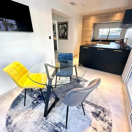 Prunette